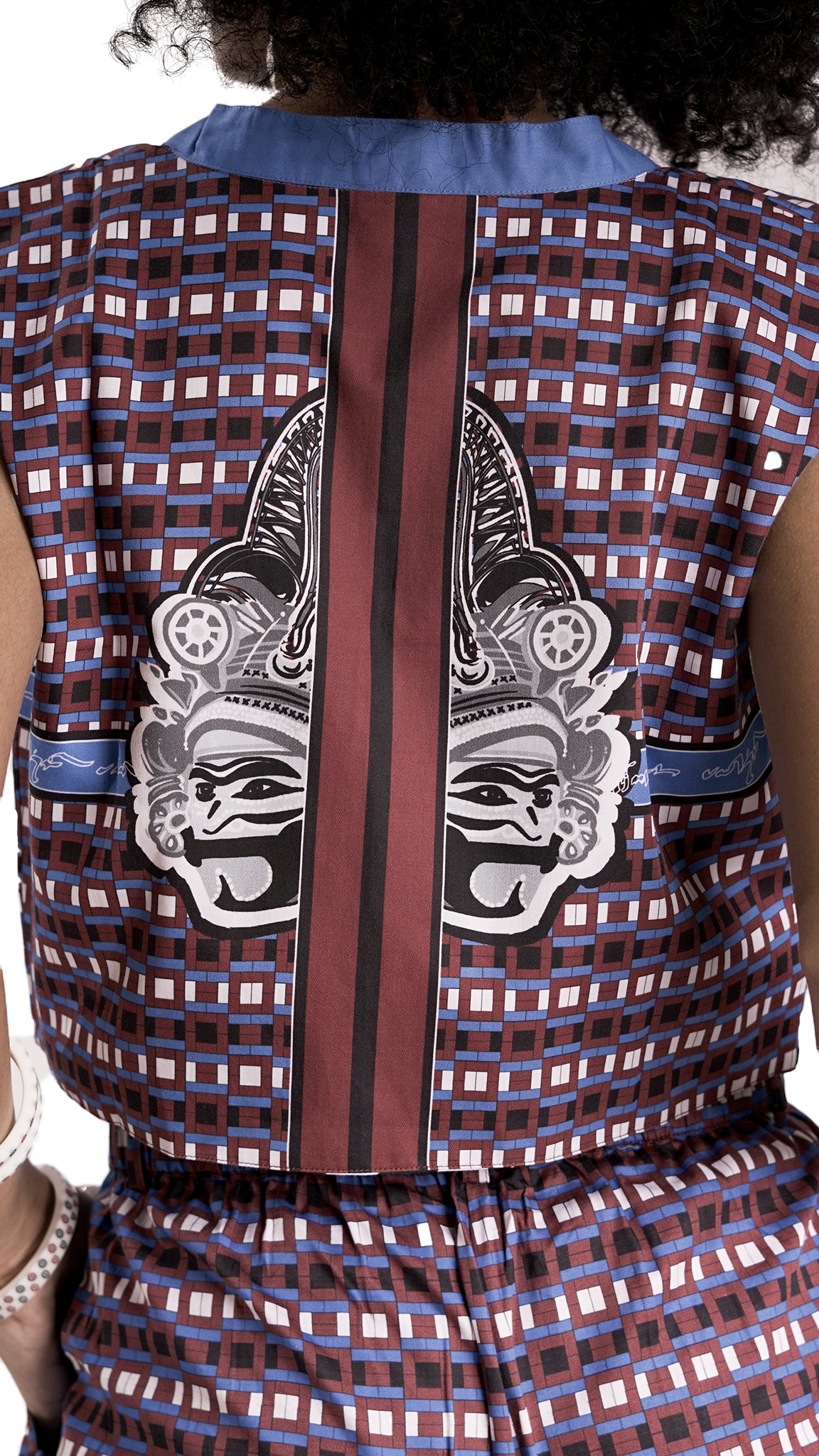 Vino Supraja Purisai Signature Vest - Blue Red White Black