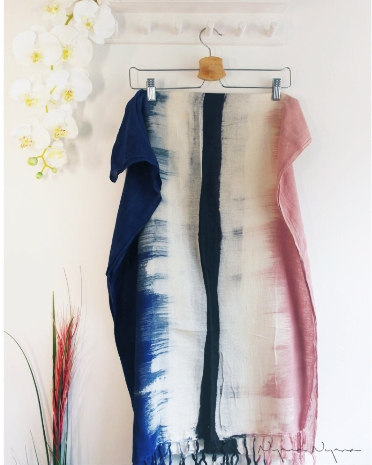 Nyana Tie Dye Handwoven Cotton Natural Dye Scarf (Pink & blue)