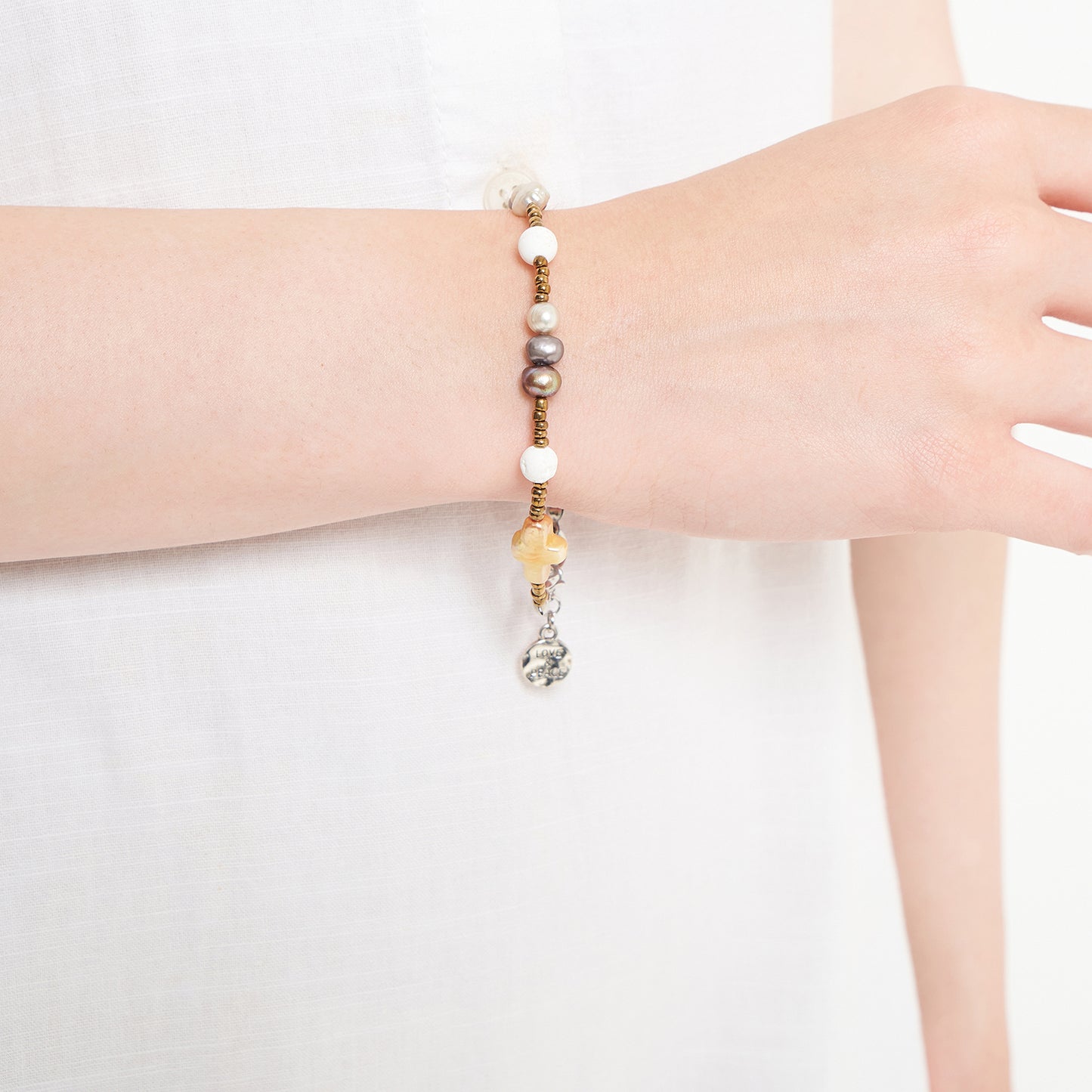 Diffuser Bracelets and Bag Charm White Lava - Circa Beads Christmas Specials