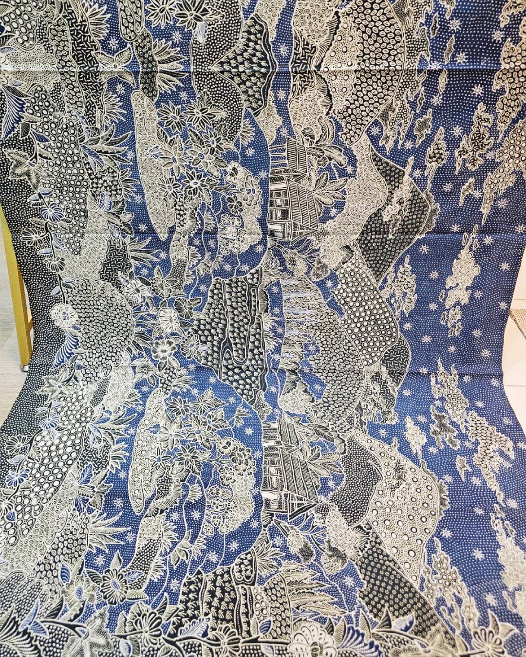 Nyana Hand Drawn Batik Tulis (Natural Dye)
